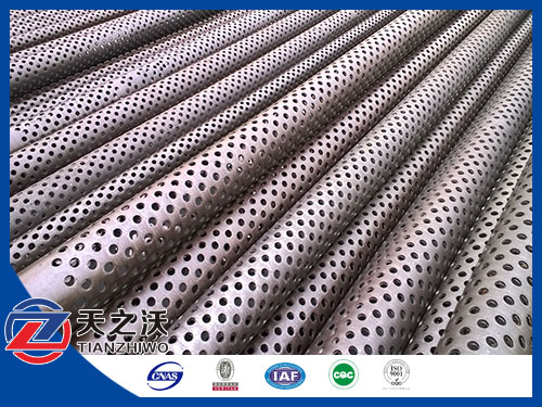 Sand control perforated pipe